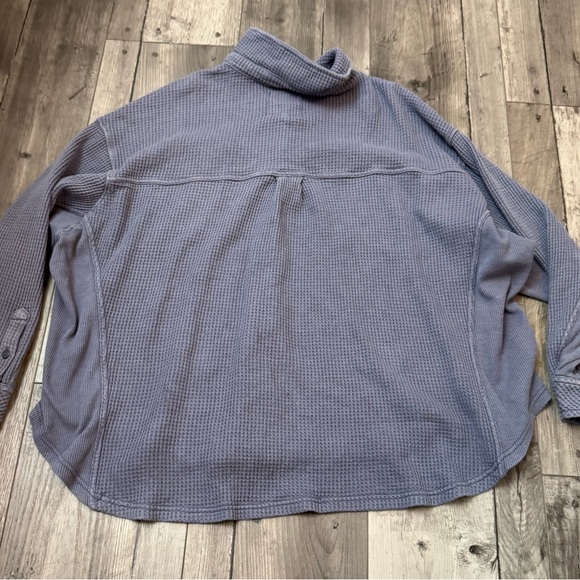 Aerie Top Womens L Blue Lumberjane Oversize Button Up Waffle Thermal Shacket - Picture 7 of 7